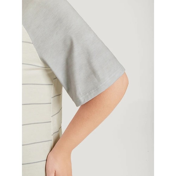 2/$25 Size 22  24 3x • BloomChic • Striped Patched Pocket Raglan Sleeve T-Shirt - Picture 6 of 7